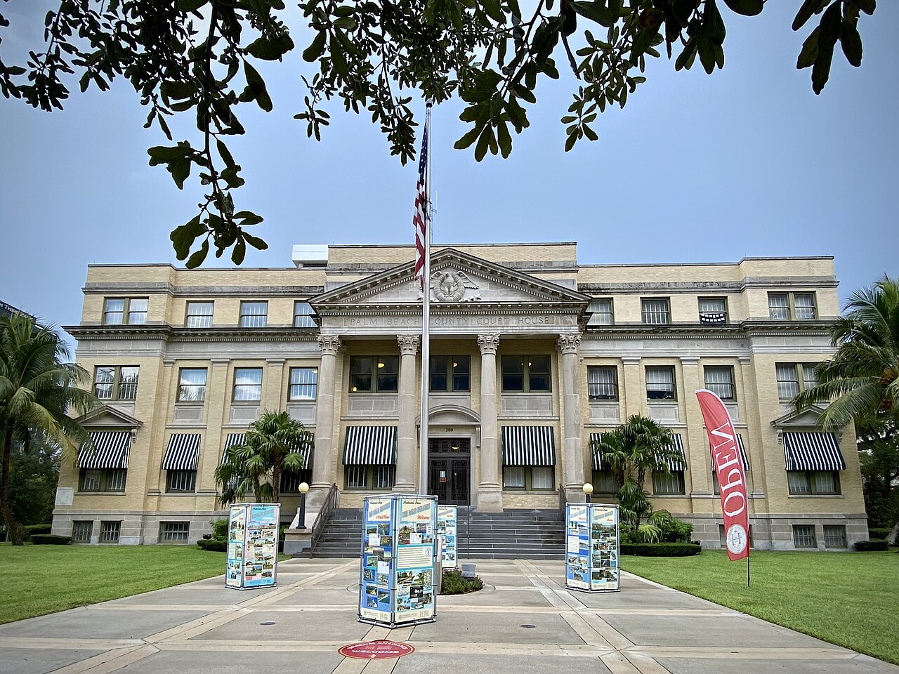 Historic 1916 Palm Beach County Courthouse